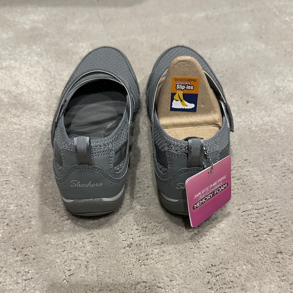 Skechers Gray Women's Flats - Picture 3 of 5